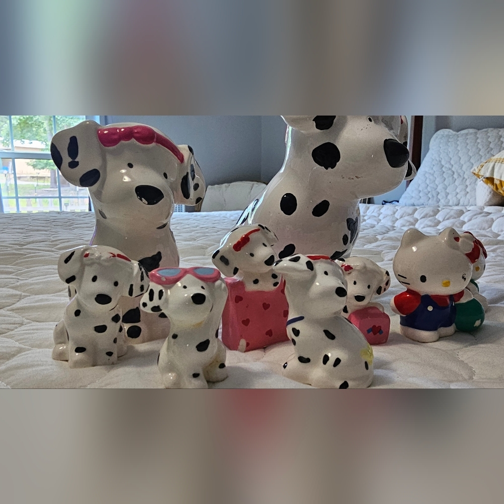 Dalmatian and Hello Kitty Figurine Set - Picture 3 of 4